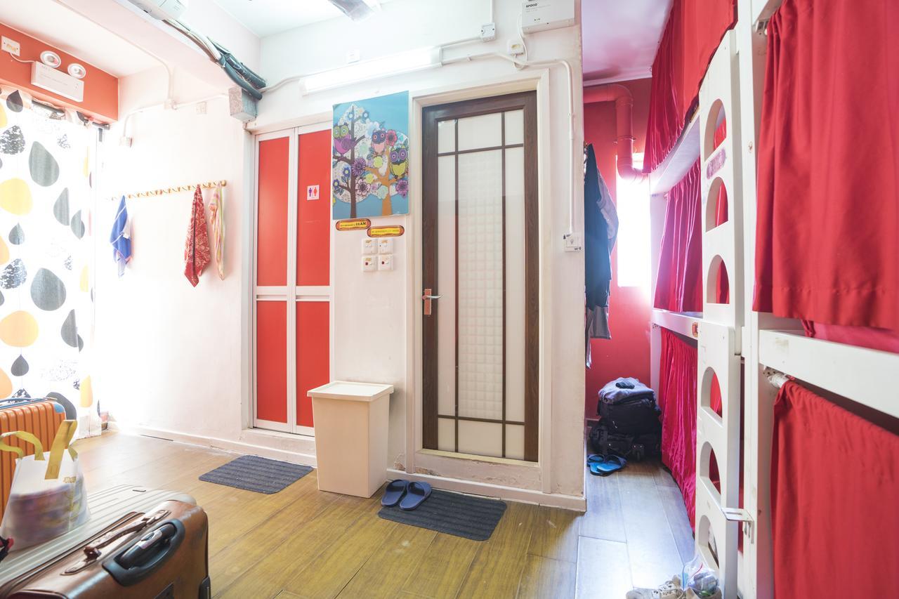 Pandora After 80S Hostel Hong Kong Bagian luar foto
