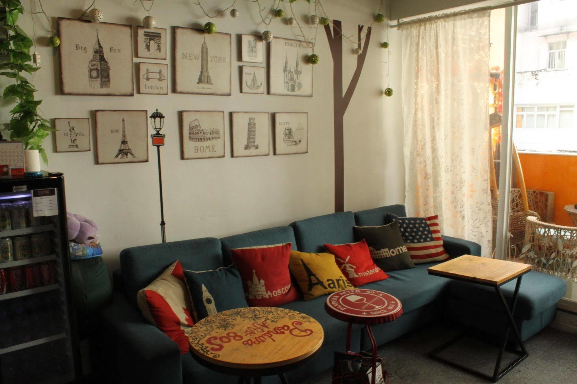 Pandora After 80S Hostel Hong Kong Bagian luar foto