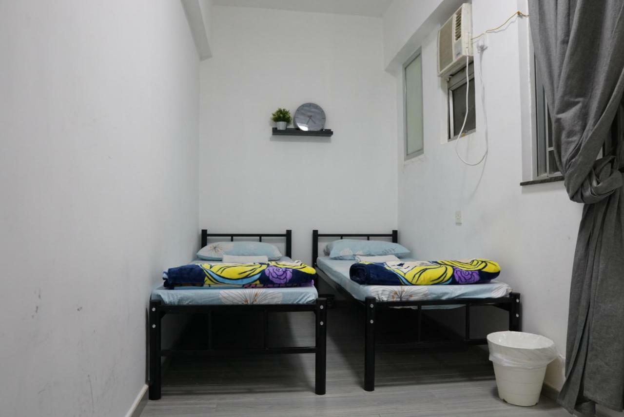 Pandora After 80S Hostel Hong Kong Bagian luar foto